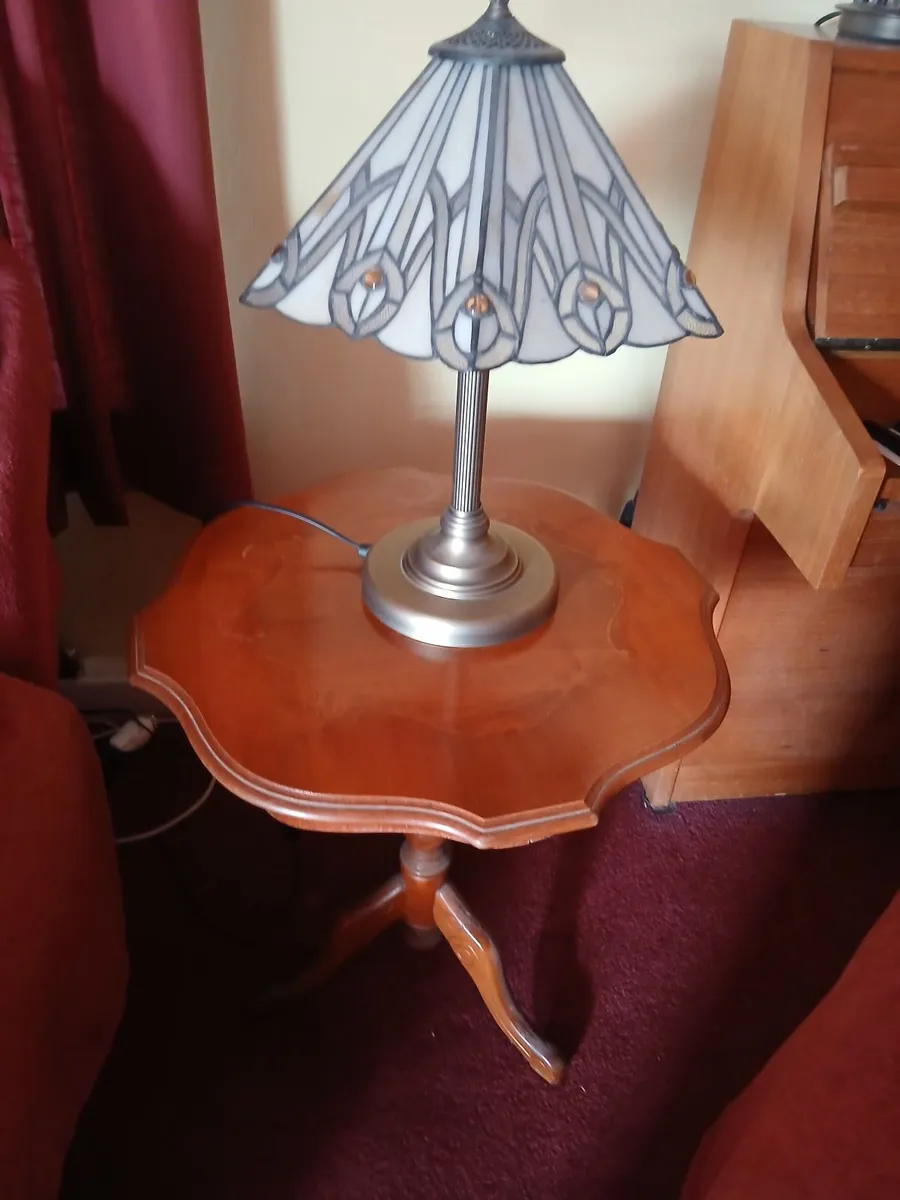 Tables & lamps