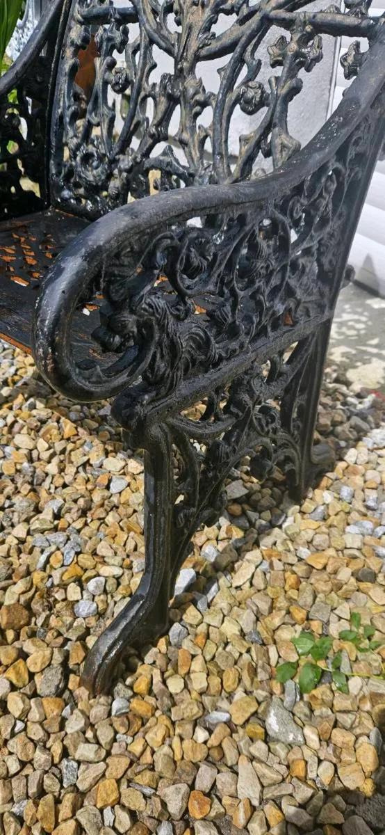 HEAVY CAST IRON CHAIRS - Image 3
