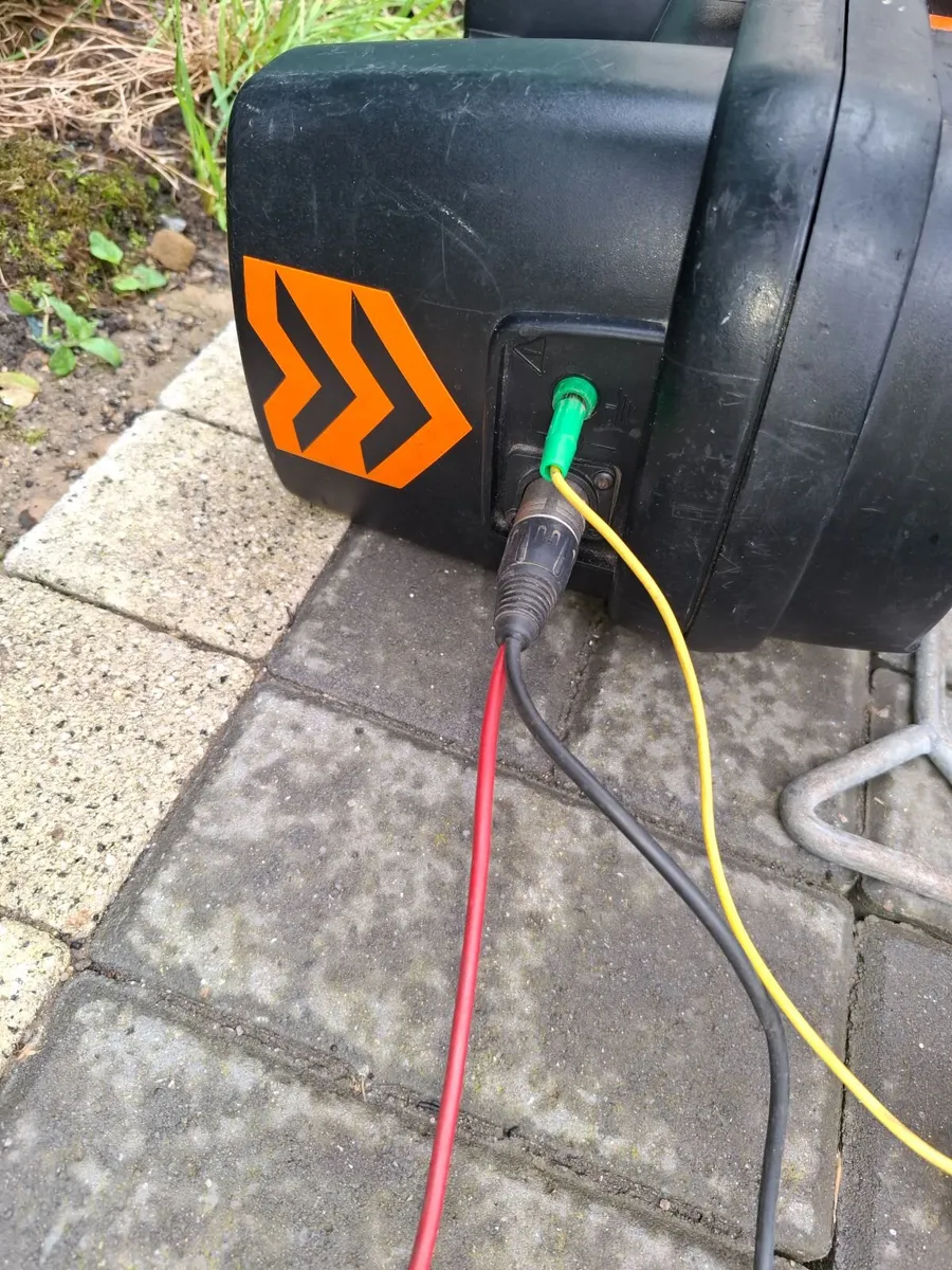SIGNAL GENERATOR. Power tools. - Image 4