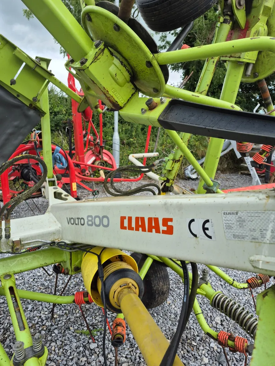 Claas Volto 800 Tedder - Image 4