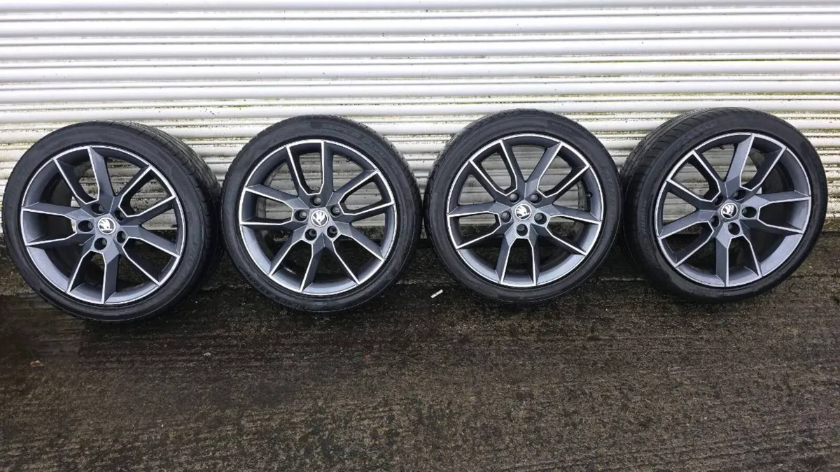 Alloy wheels - Image 1