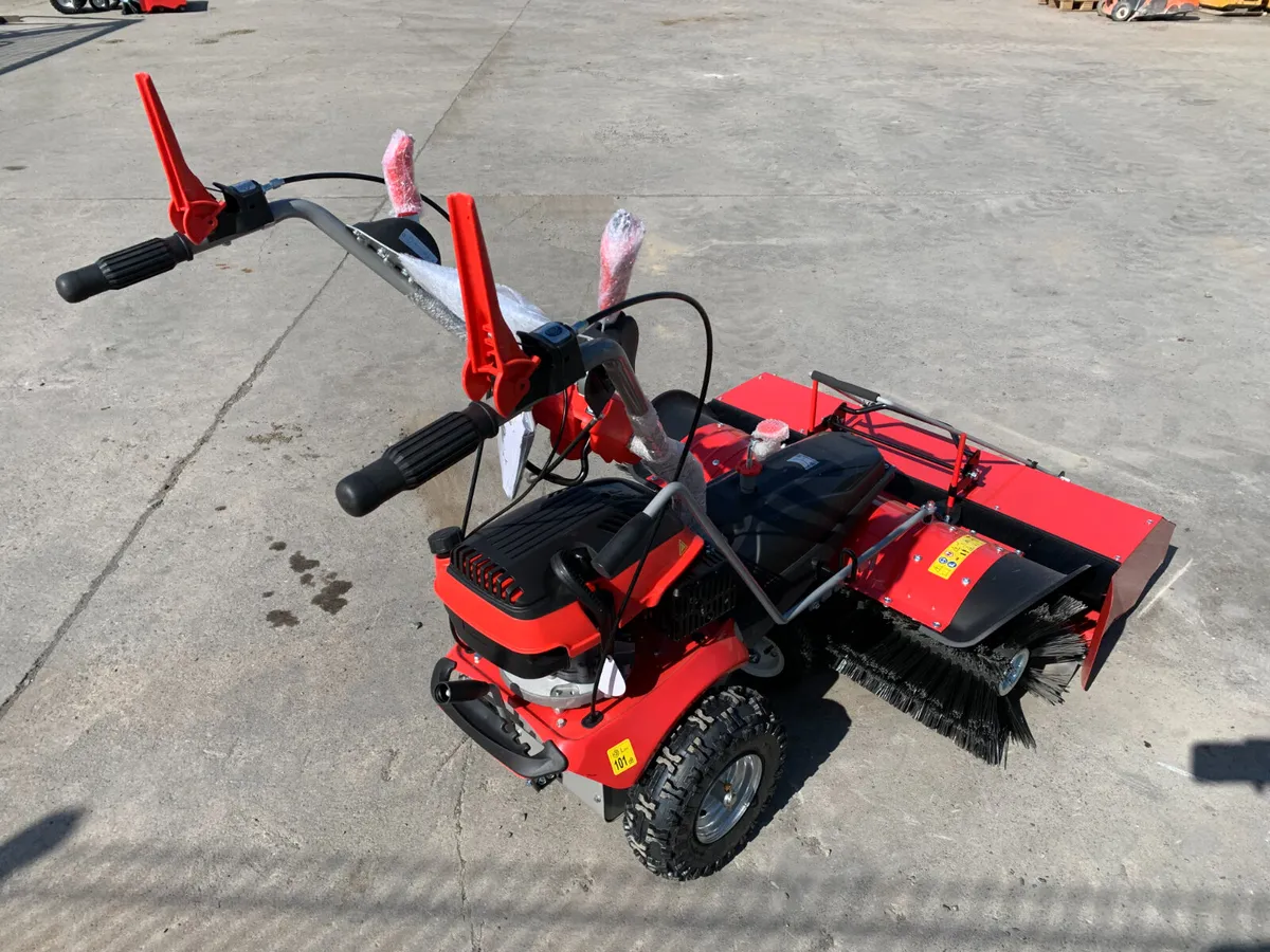 2 x  NEW/UNUSED PETROL PEDESTRIAN YARD SWEEPERS - Image 4