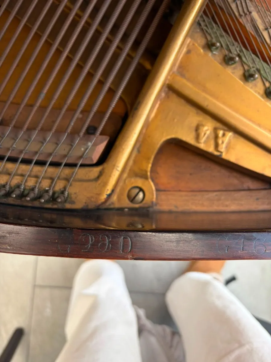 Baby Grand Piano - Image 3