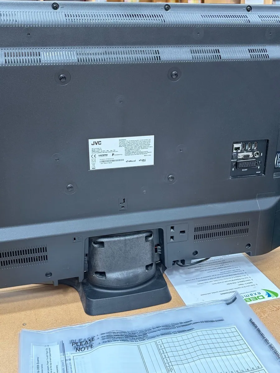40” tv - Image 2