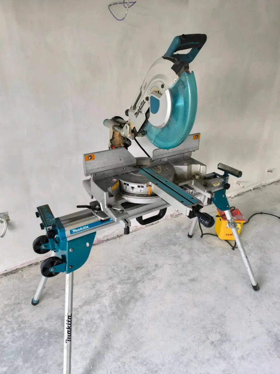 Makita  mitre saw - Image 1
