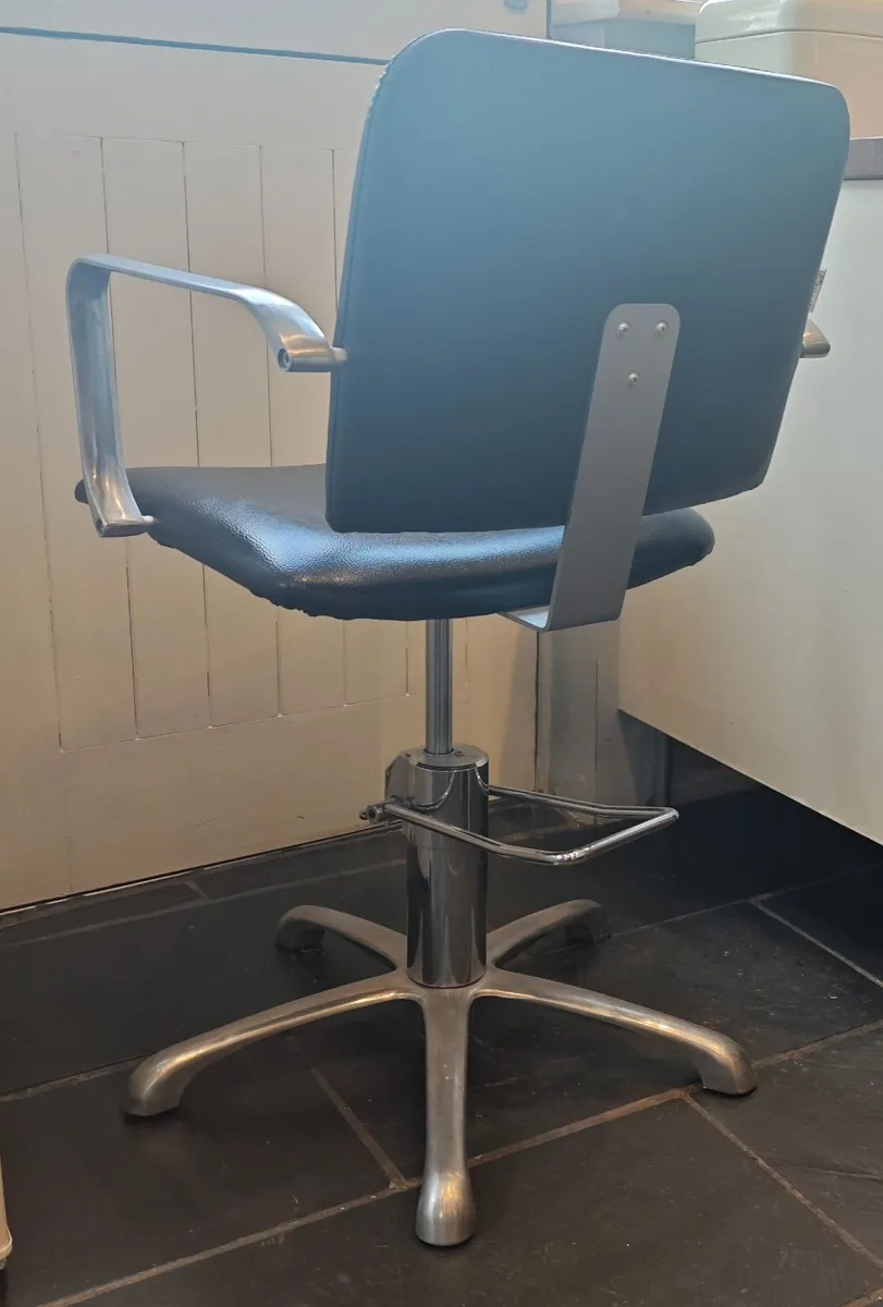 3 Salon Chairs - Image 2