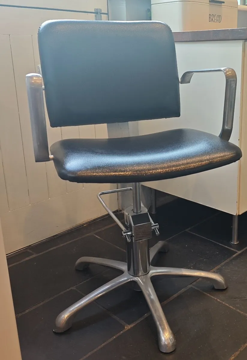 3 Salon Chairs - Image 1