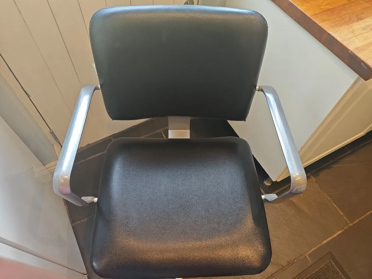 3 Salon Chairs - Image 3