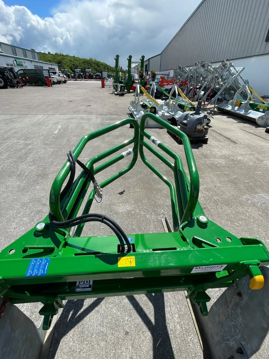 New McHale R5 Bale Handler - Image 4