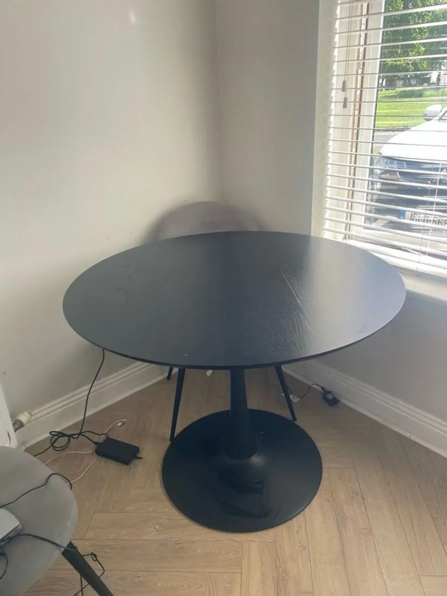 dining table - Image 2