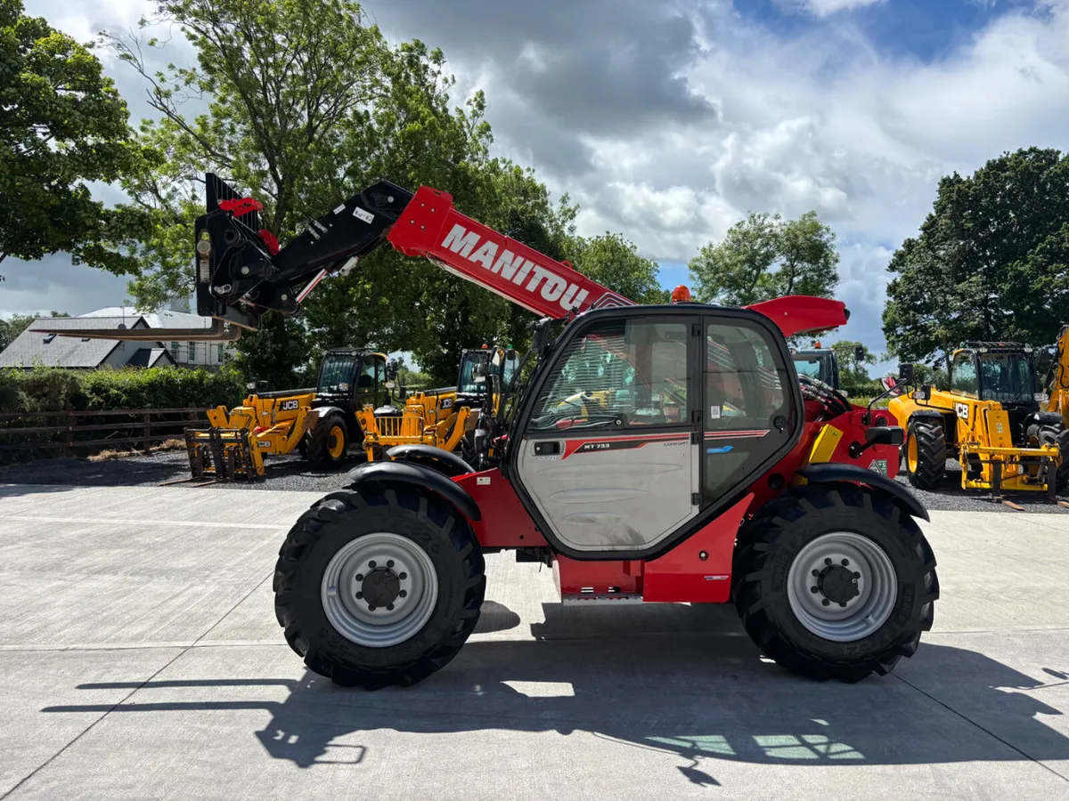 2023 MANITOU MT733   (810 Hours) - Image 1