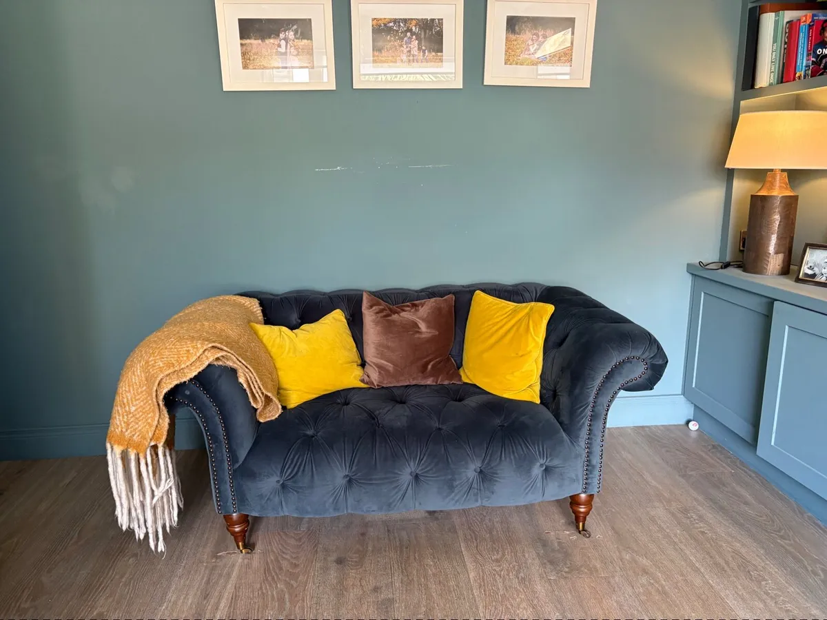 Living room sofas - Image 2