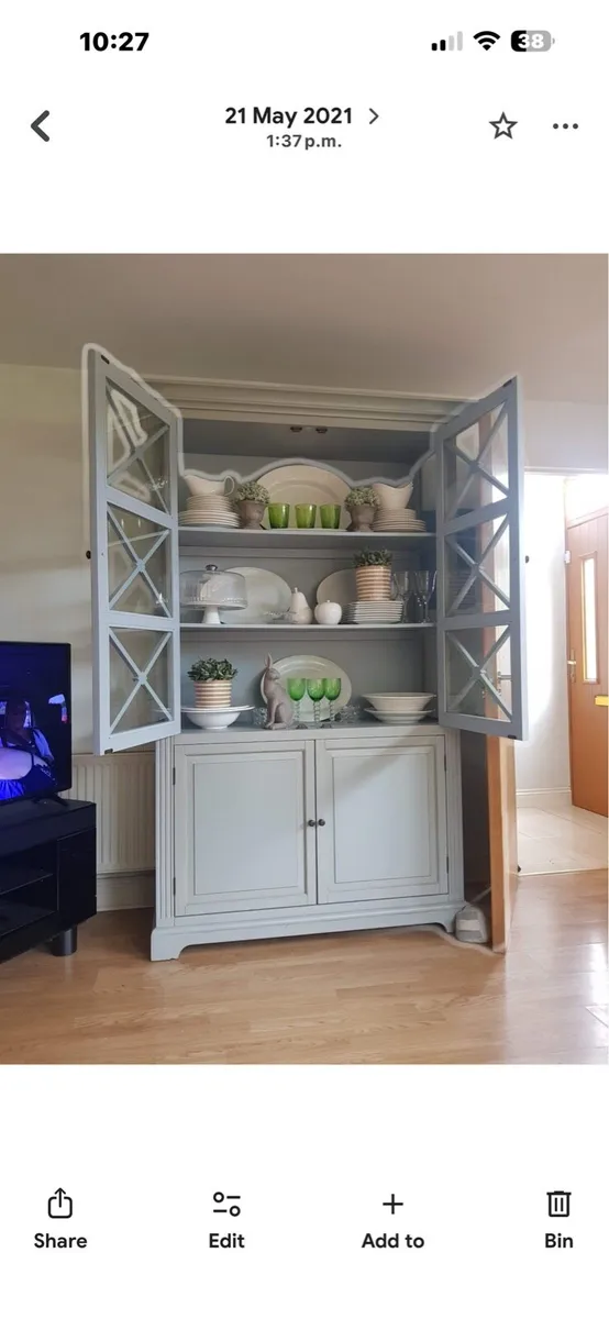 Dresser and Press - Image 1
