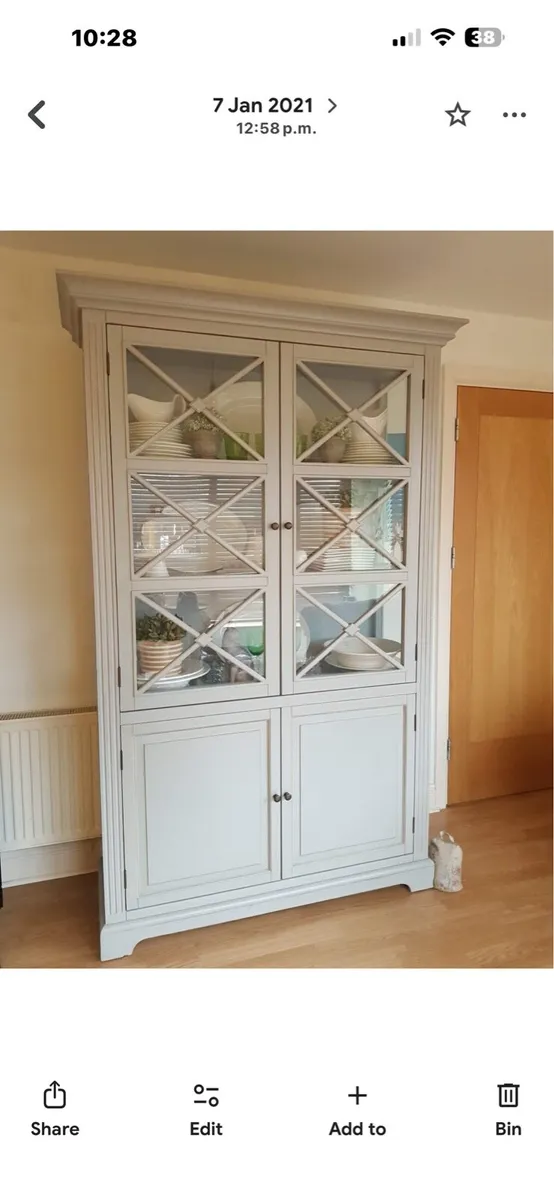 Dresser and Press - Image 2