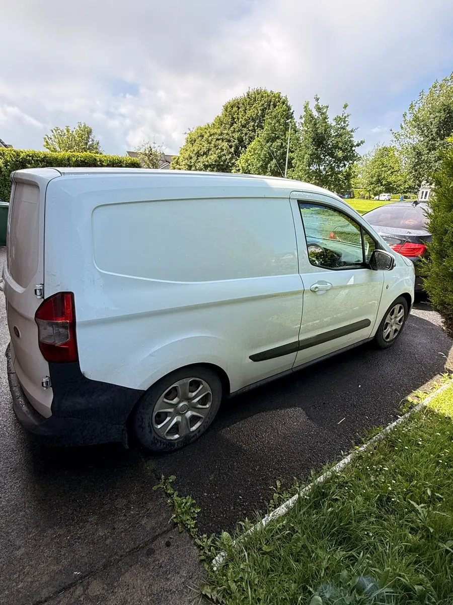 Ford Transit Courier 152 1.6 Diesel - Image 3