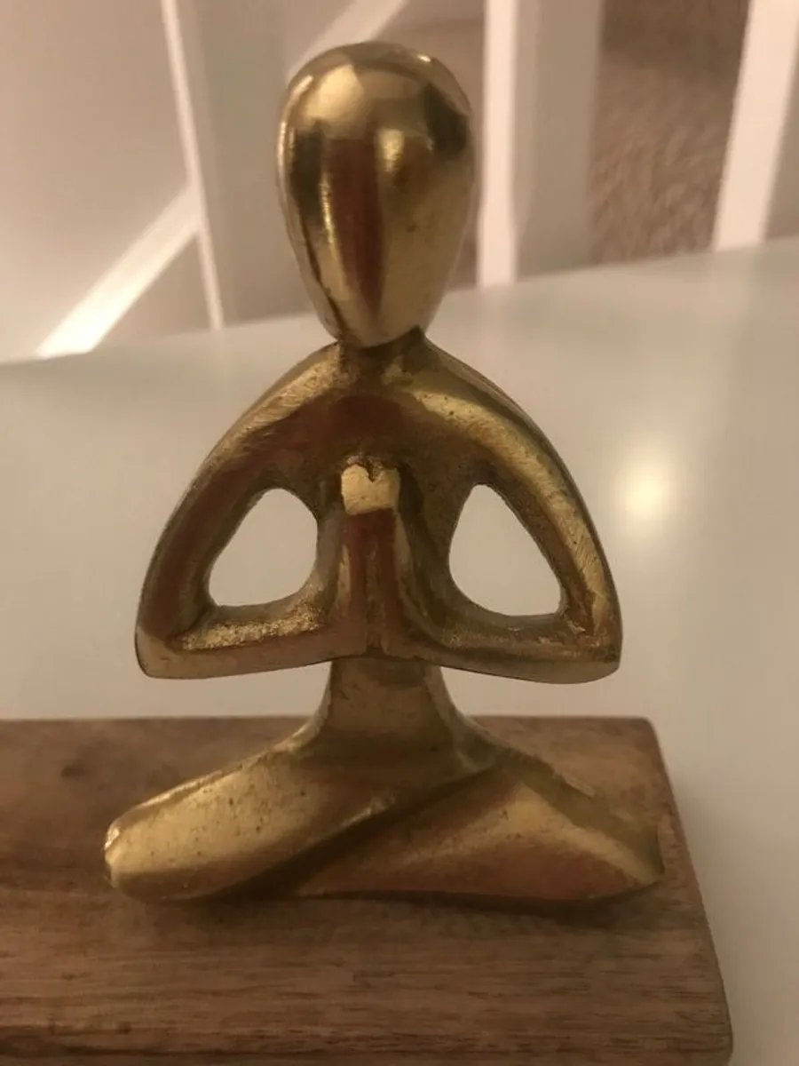 Yoga statue - Image 2