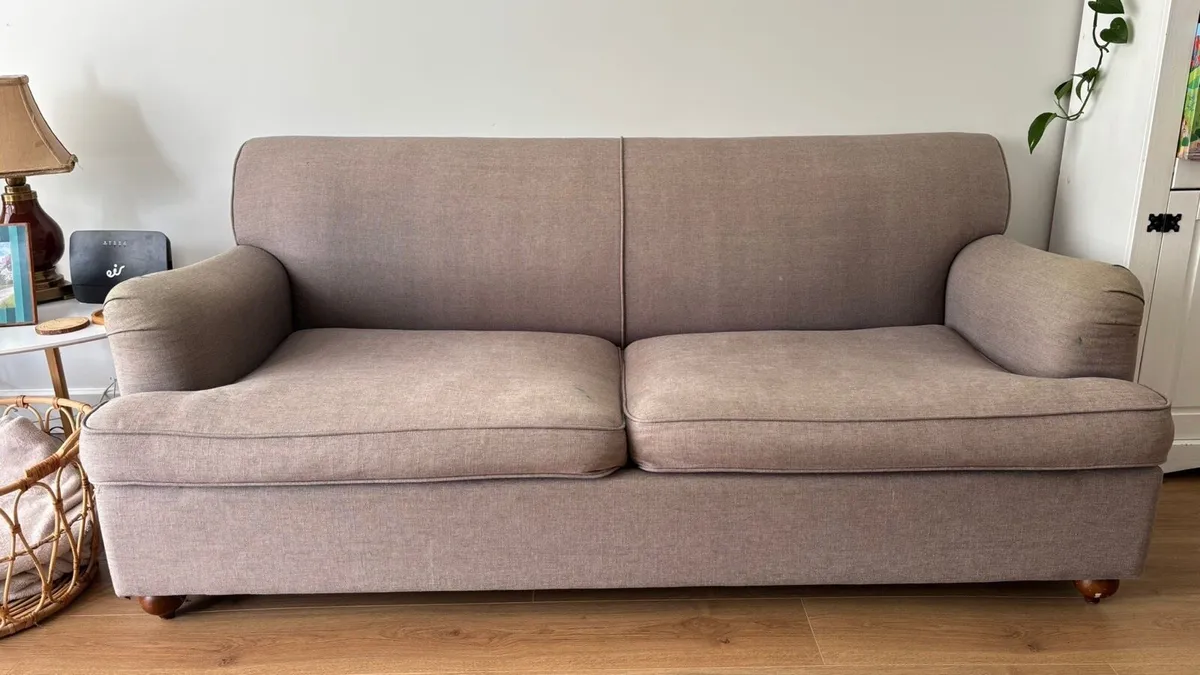 King size sofa bed - Image 1