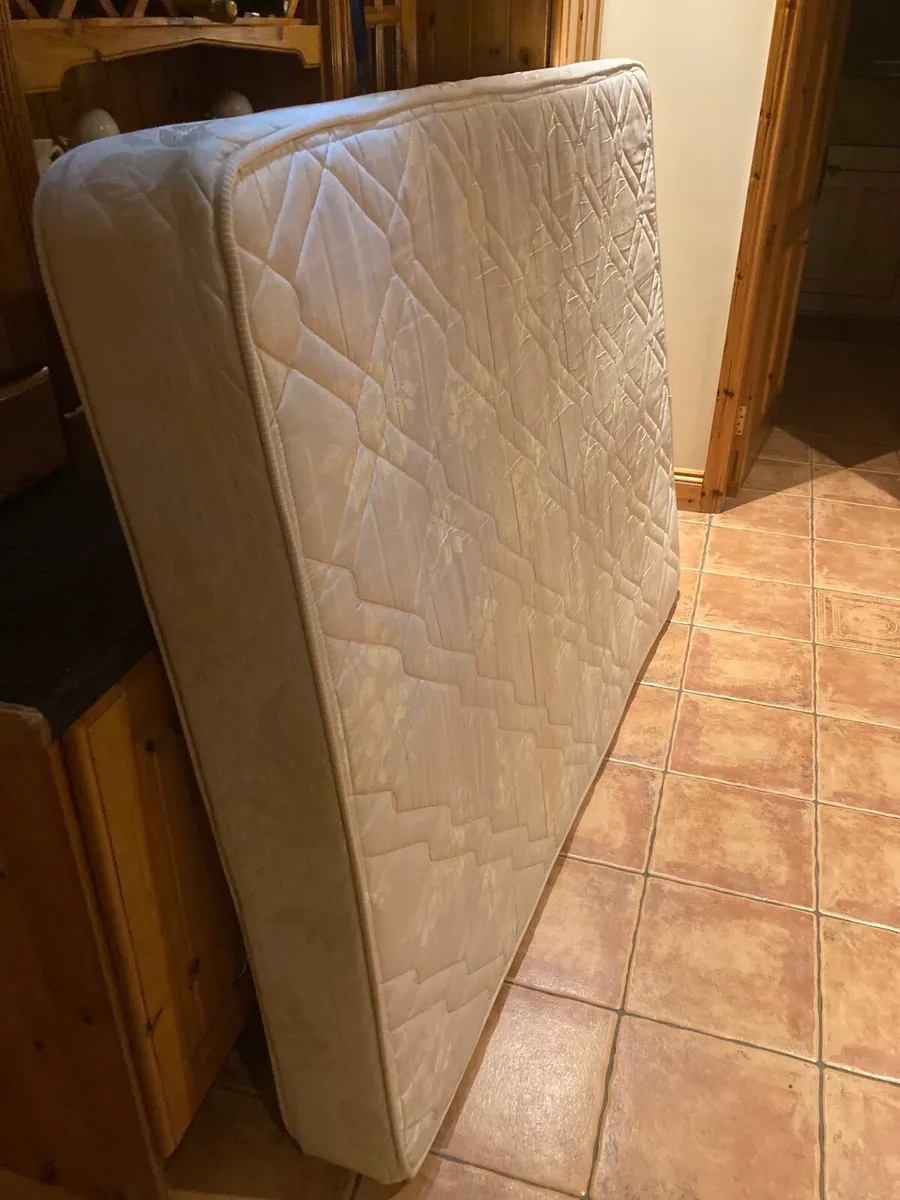 Mattress - Image 3