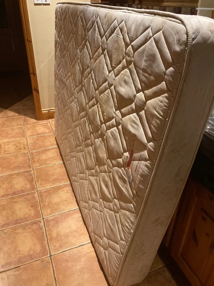 Mattress - Image 4
