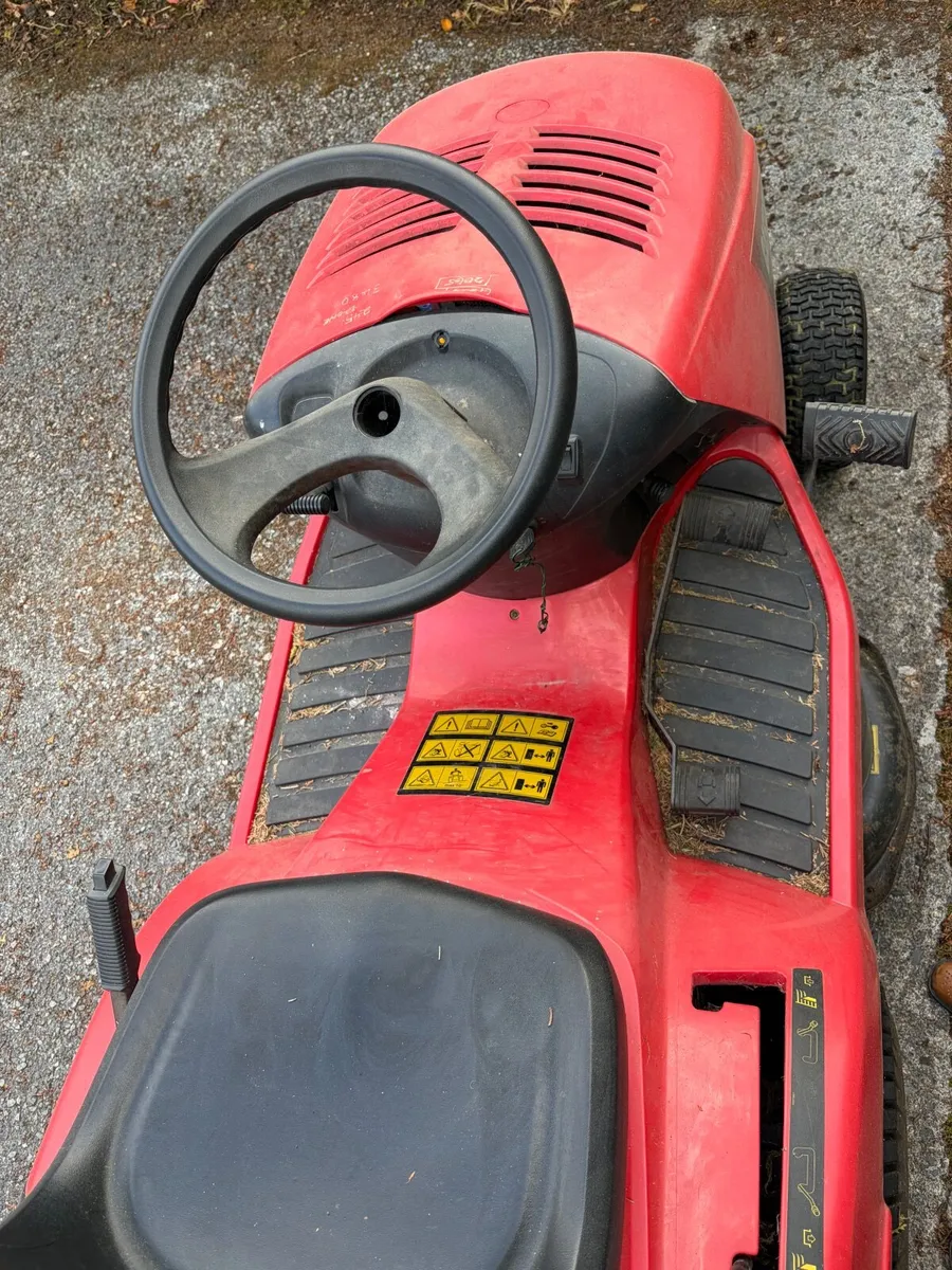 Castelgarden Twin Cut Ride-on Mower - Image 3
