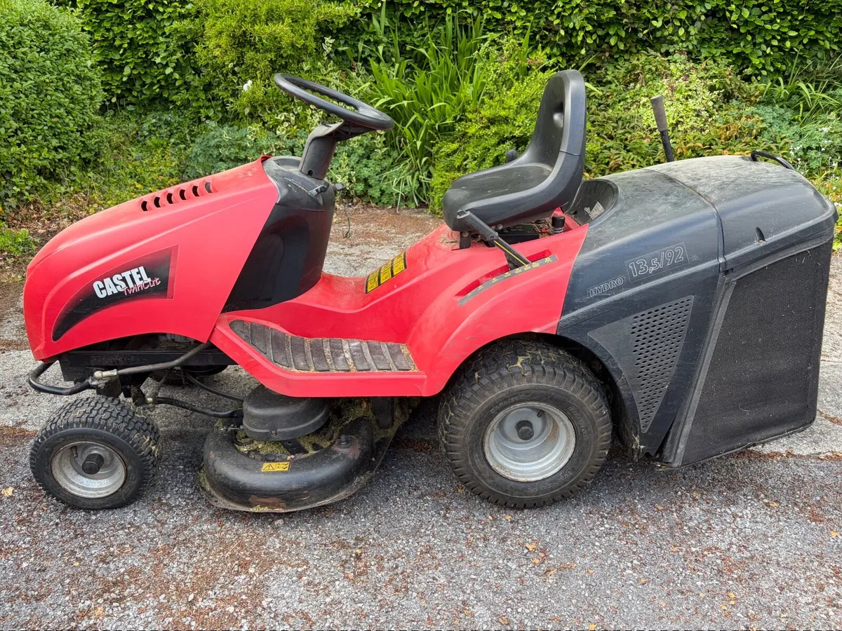 Castelgarden Twin Cut Ride-on Mower - Image 1