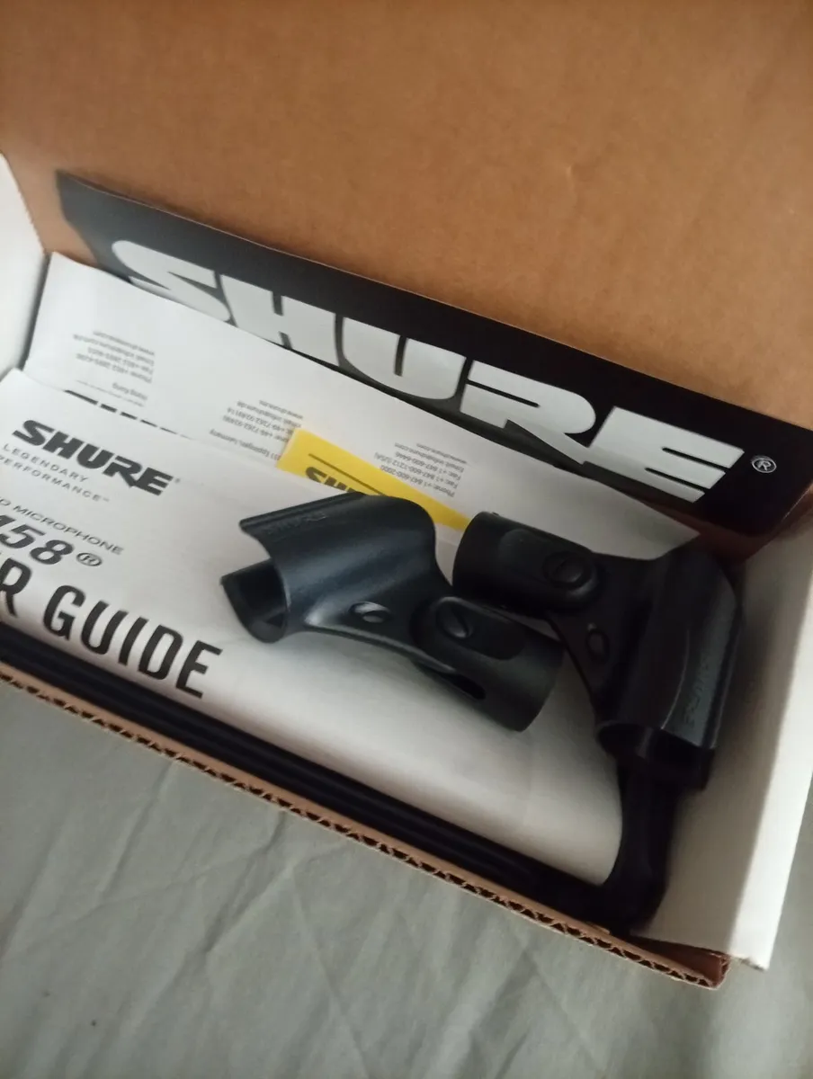 SM58 microphone - Image 2
