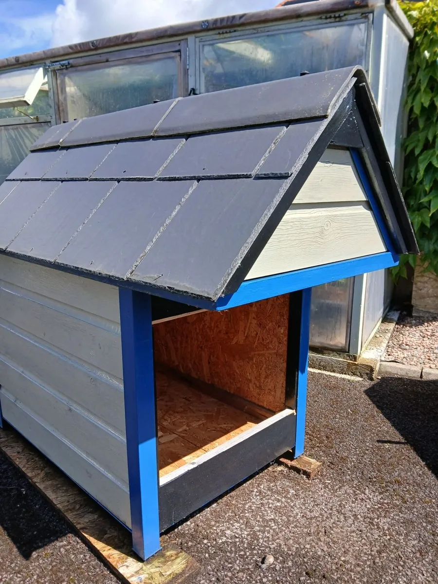 Superior Dog House - Image 3