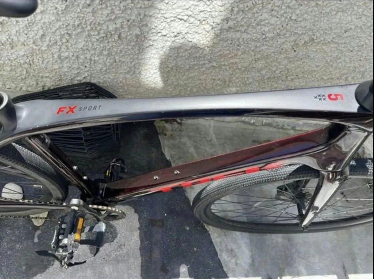 Trek FX Sport 5 Carbon – Large – Excellent Fitness - Image 4