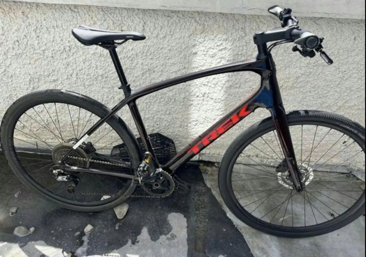 Trek FX Sport 5 Carbon – Large – Excellent Fitness - Image 1
