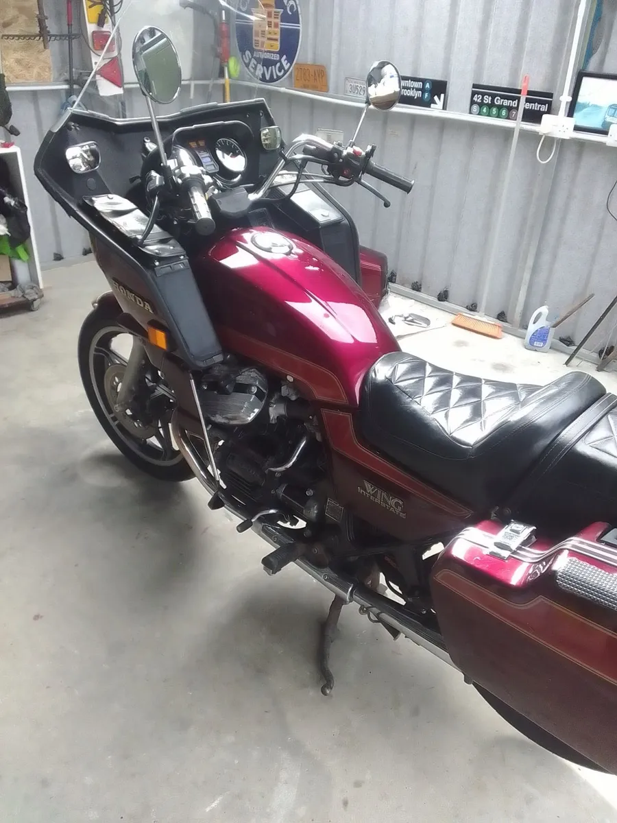 Honda gl 650 Silverwing Limited edition - Image 1