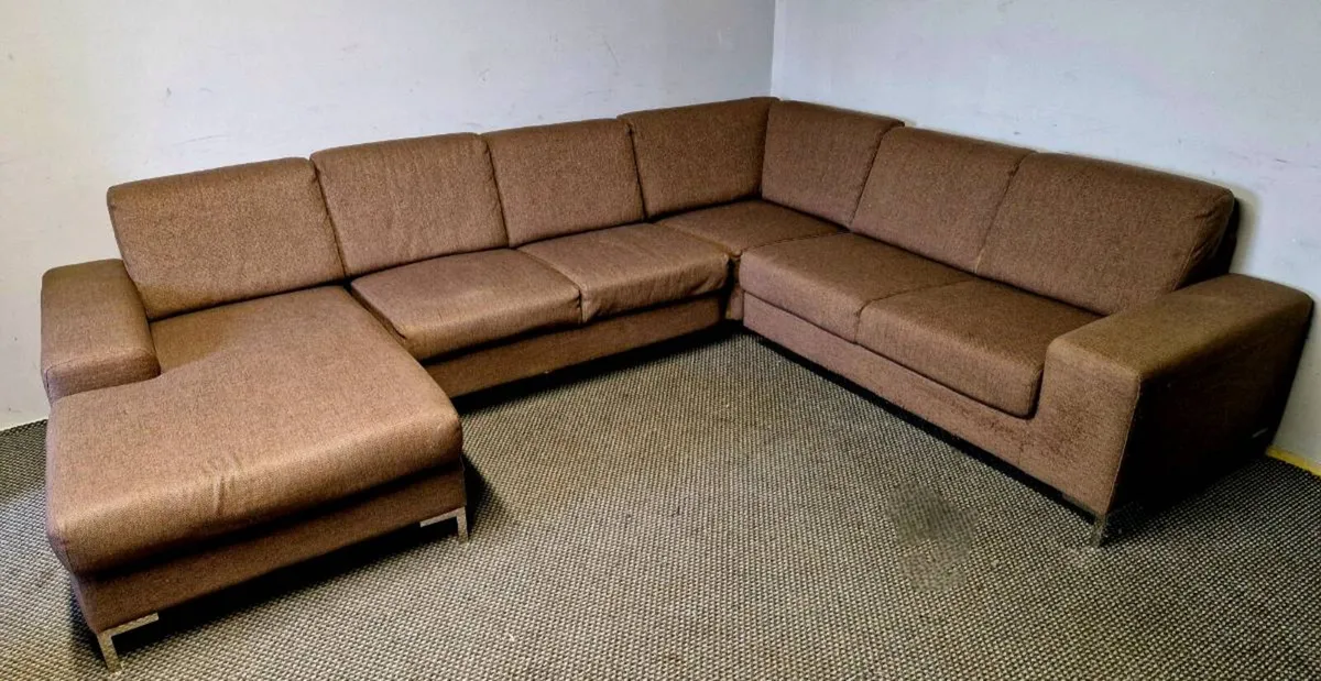 Corner sofa - Image 1
