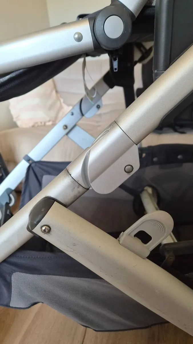 Uppa Baby Vista V2 Buggy - Image 4