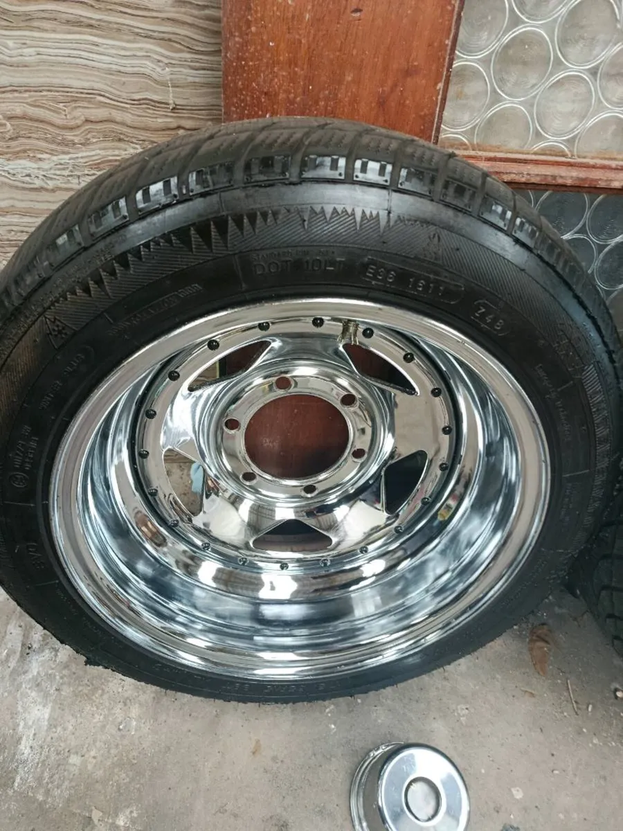 4x4 CHROME WHEELS - Image 4