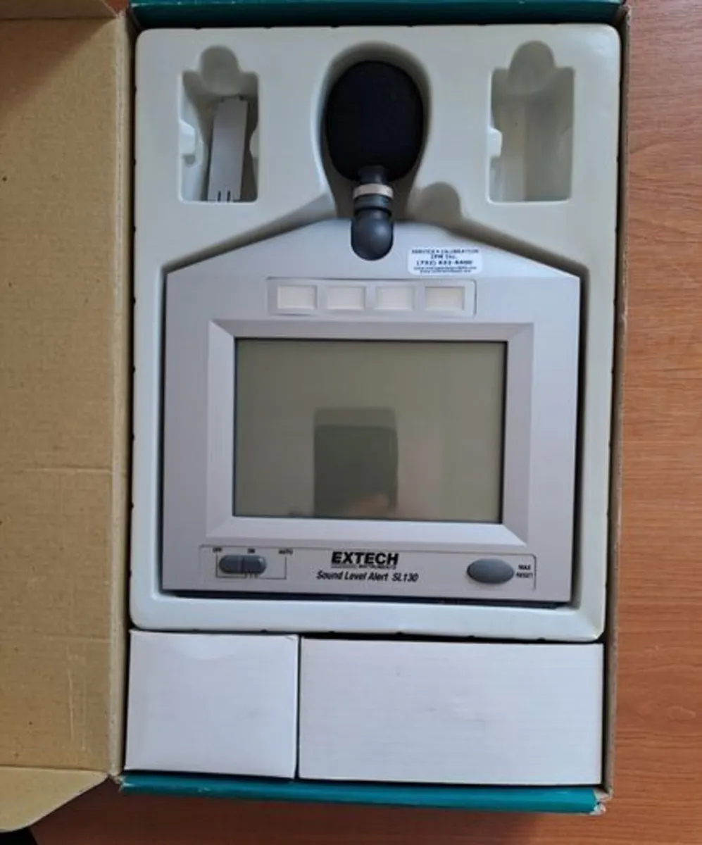 Digital sound level meter, Extech Instruments SL13 - Image 3