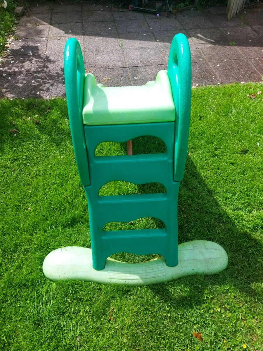 Children's slide - Image 2