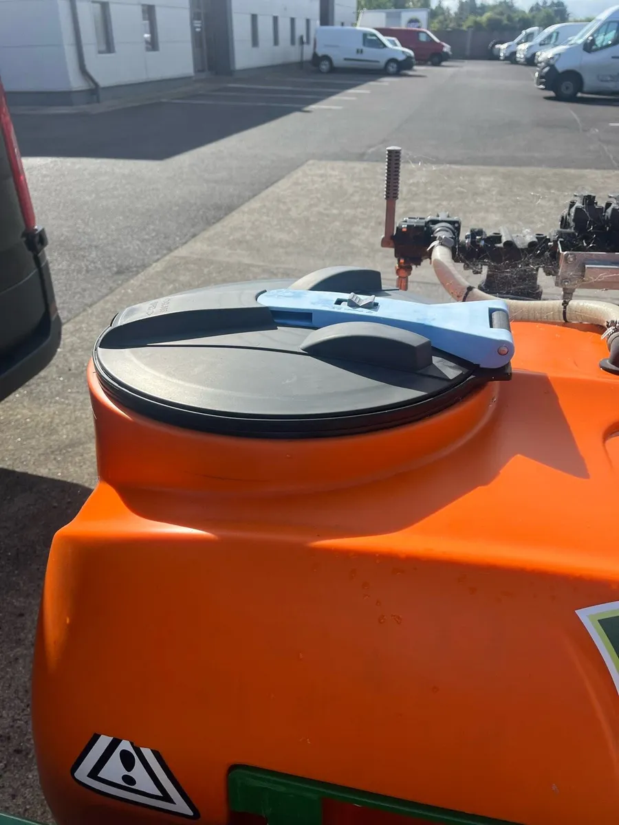 Agrional 400 litre sprayer - Image 3