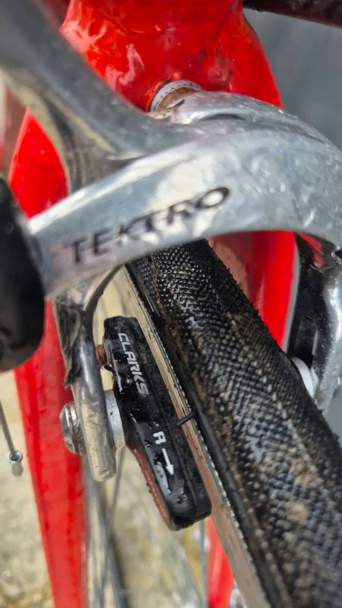 Road racing bike - Image 3