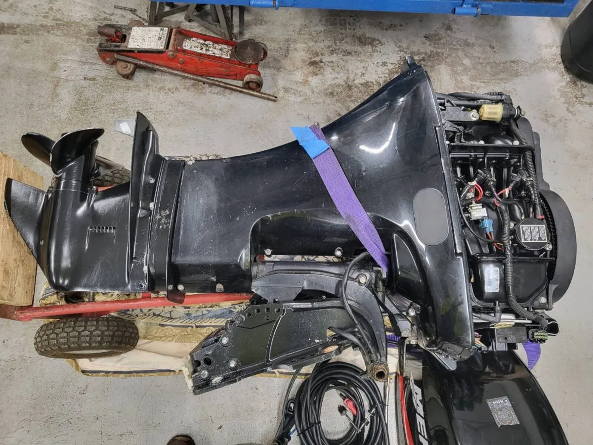Outboard motor Mercury 40hp efi - Image 4