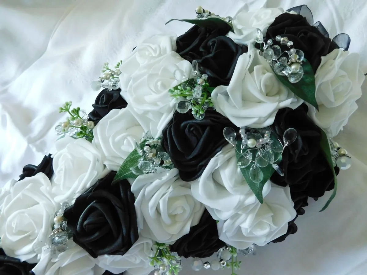 Wedding Flowers - Bride's Bouquet in Black & White - Image 2