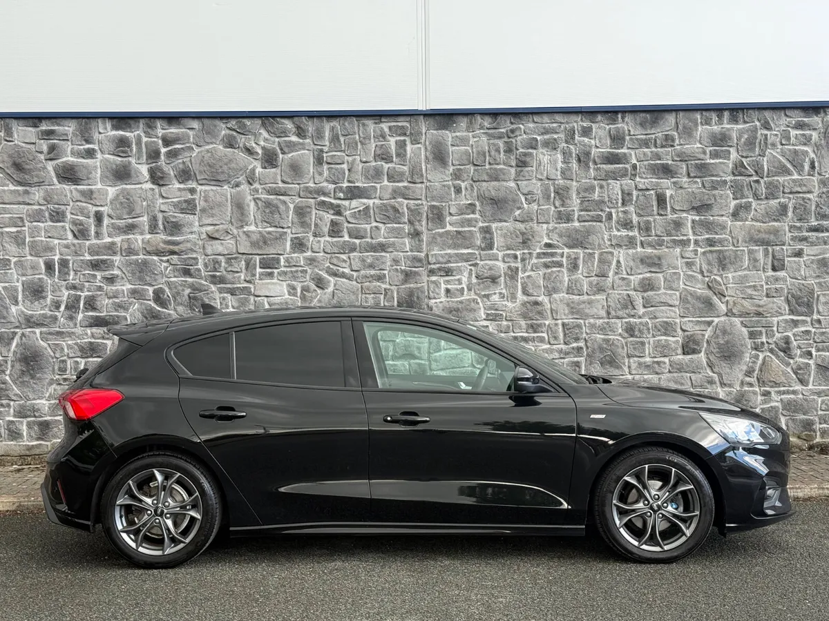 2021 Ford Focus ST Line 1.5D 2 seat Commercial - Image 4