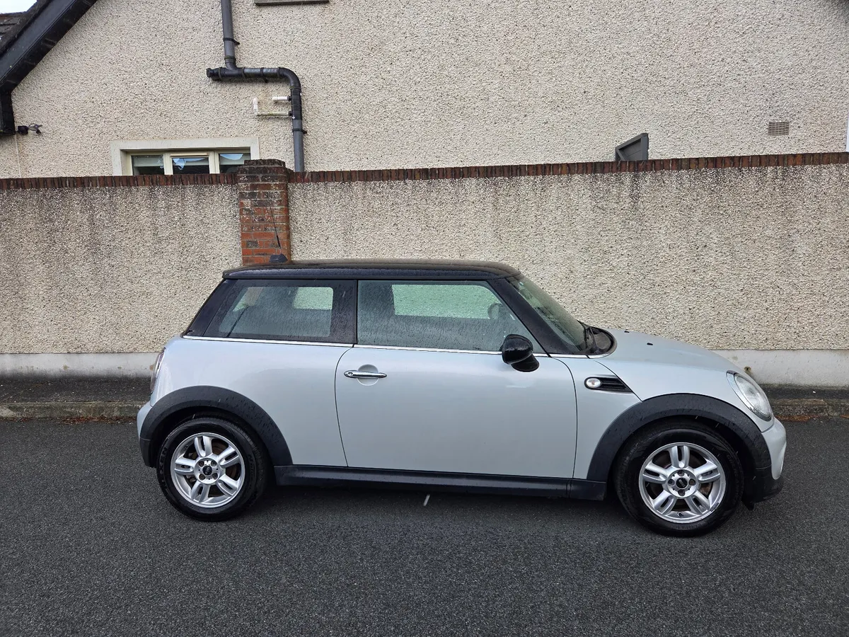 Mini 1.6d Cooper - Image 3
