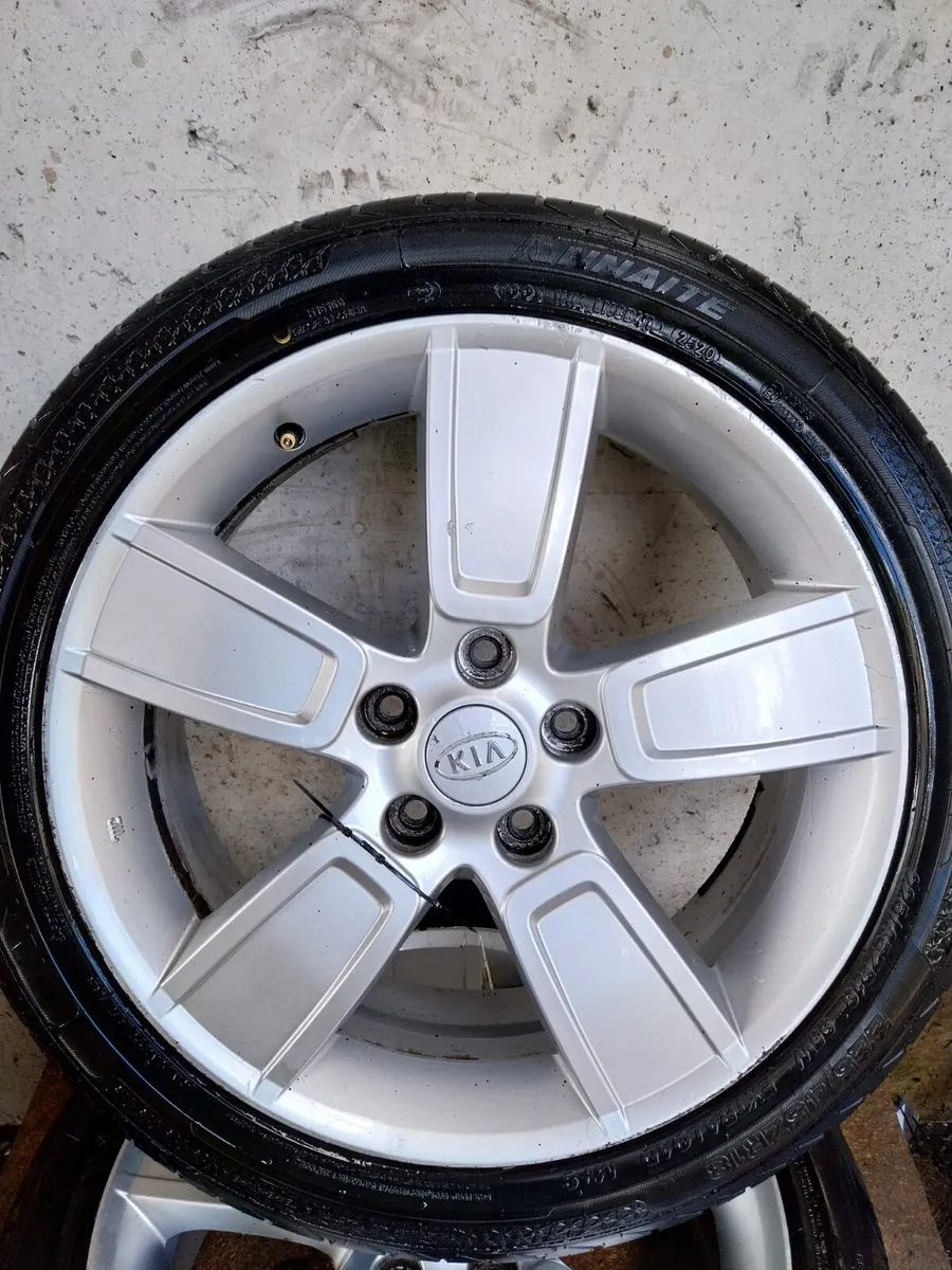 2009 Kia Soul 18" Alloy Wheels Set 225/45R18 - Image 3