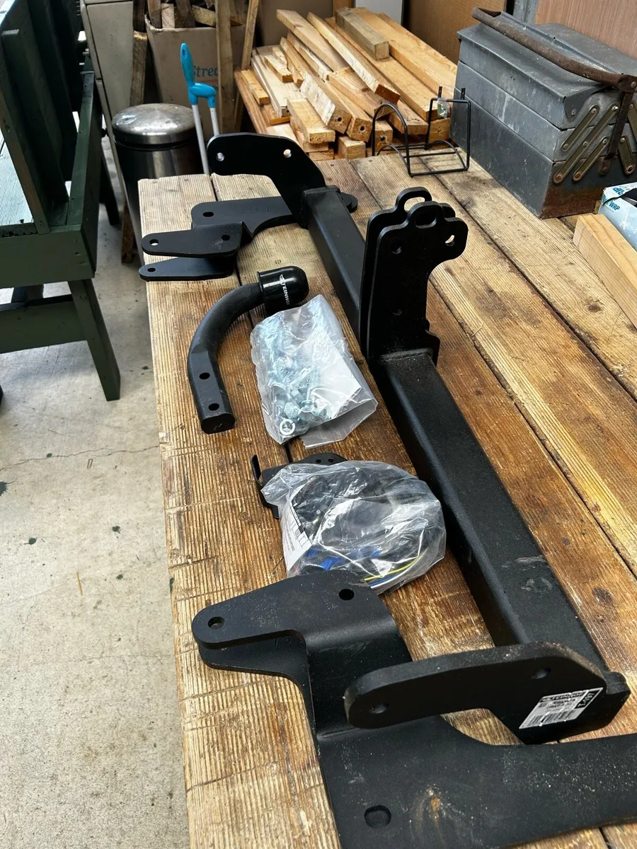 Steinhof towbar for Toyota RAV4 2019 onwards - Image 3