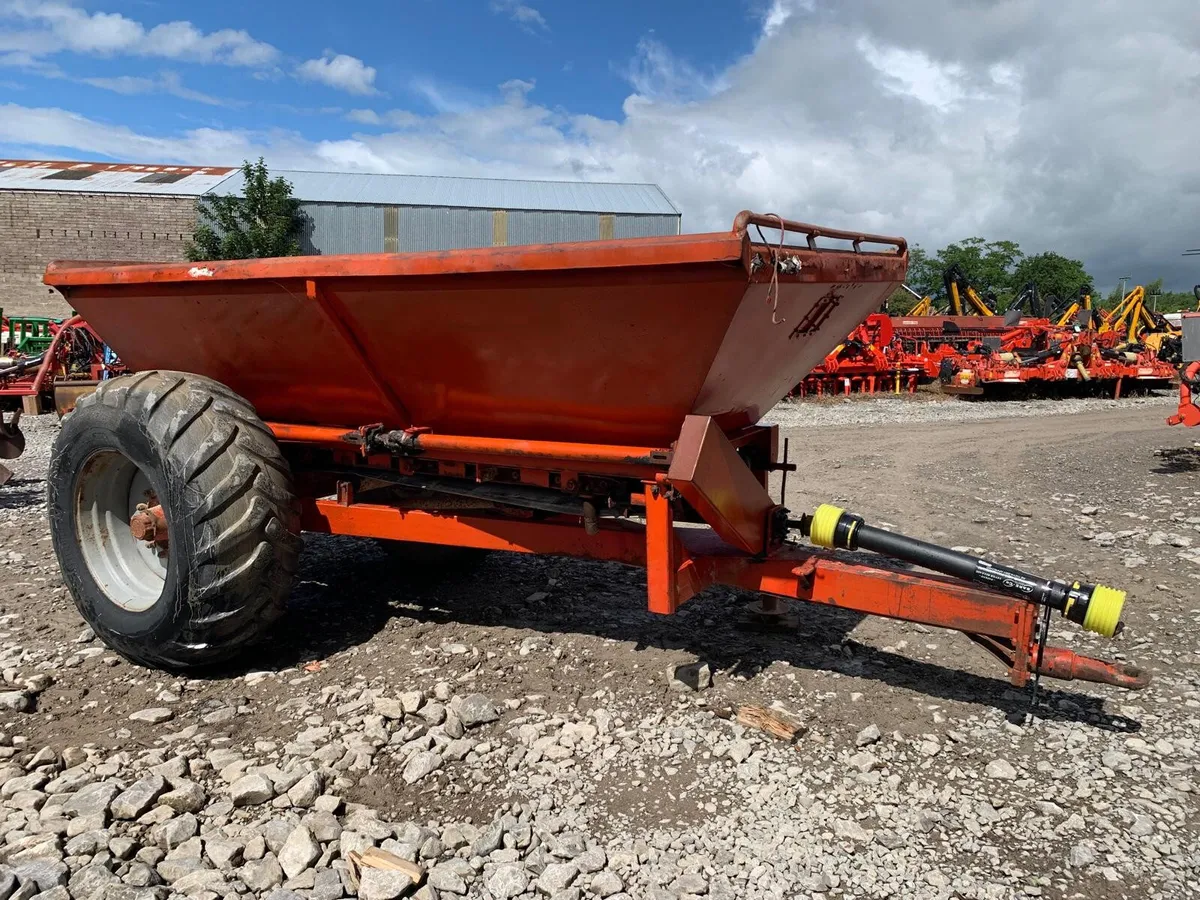 BREDAL B70 LIMESPREADER - Image 4