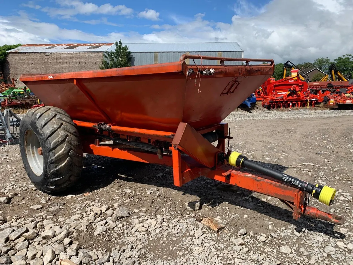 BREDAL B70 LIMESPREADER - Image 3
