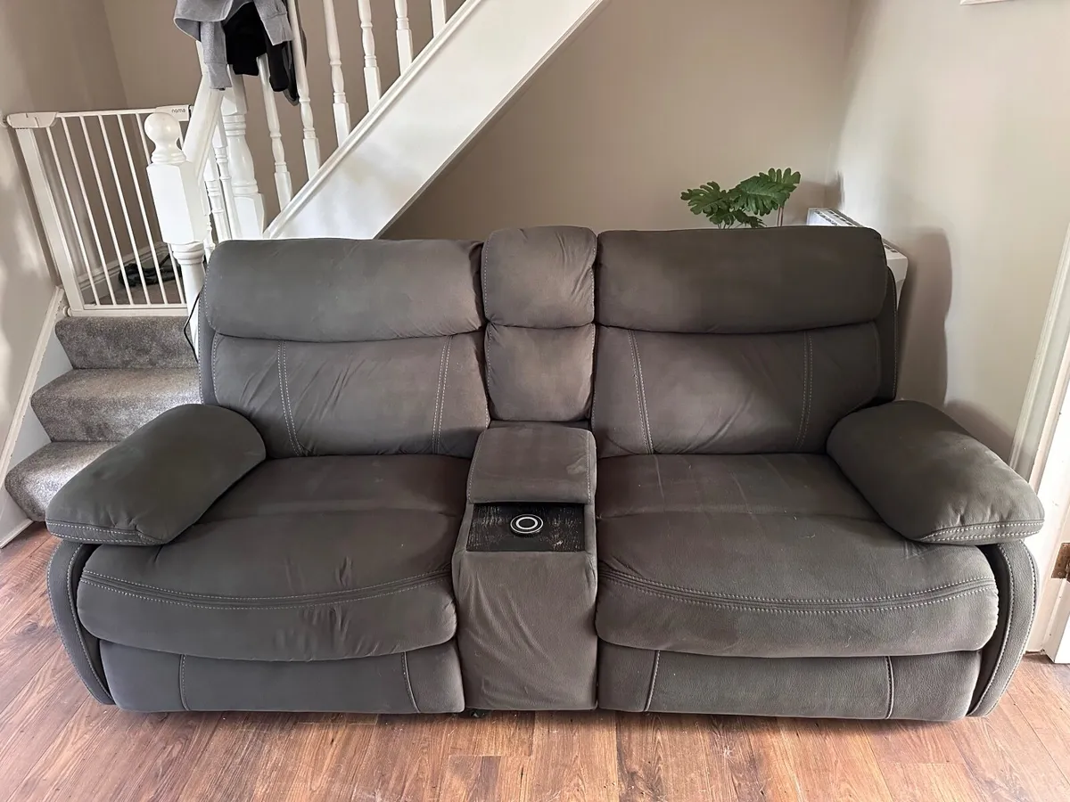 Couch - 2 seater console - Image 1