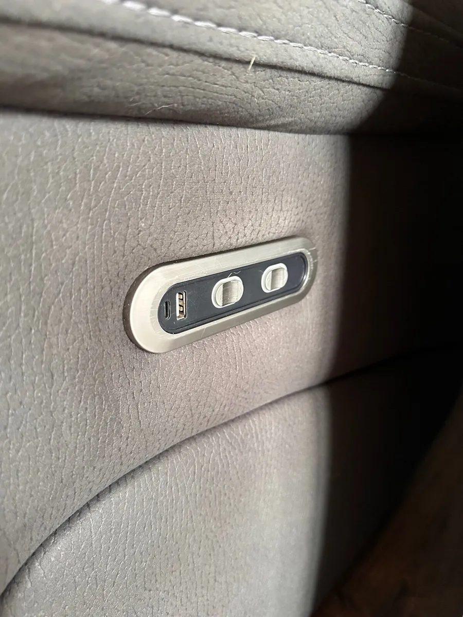 Couch - 2 seater console - Image 2