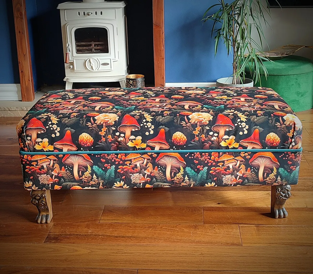 Ottoman Brand-New - Image 1