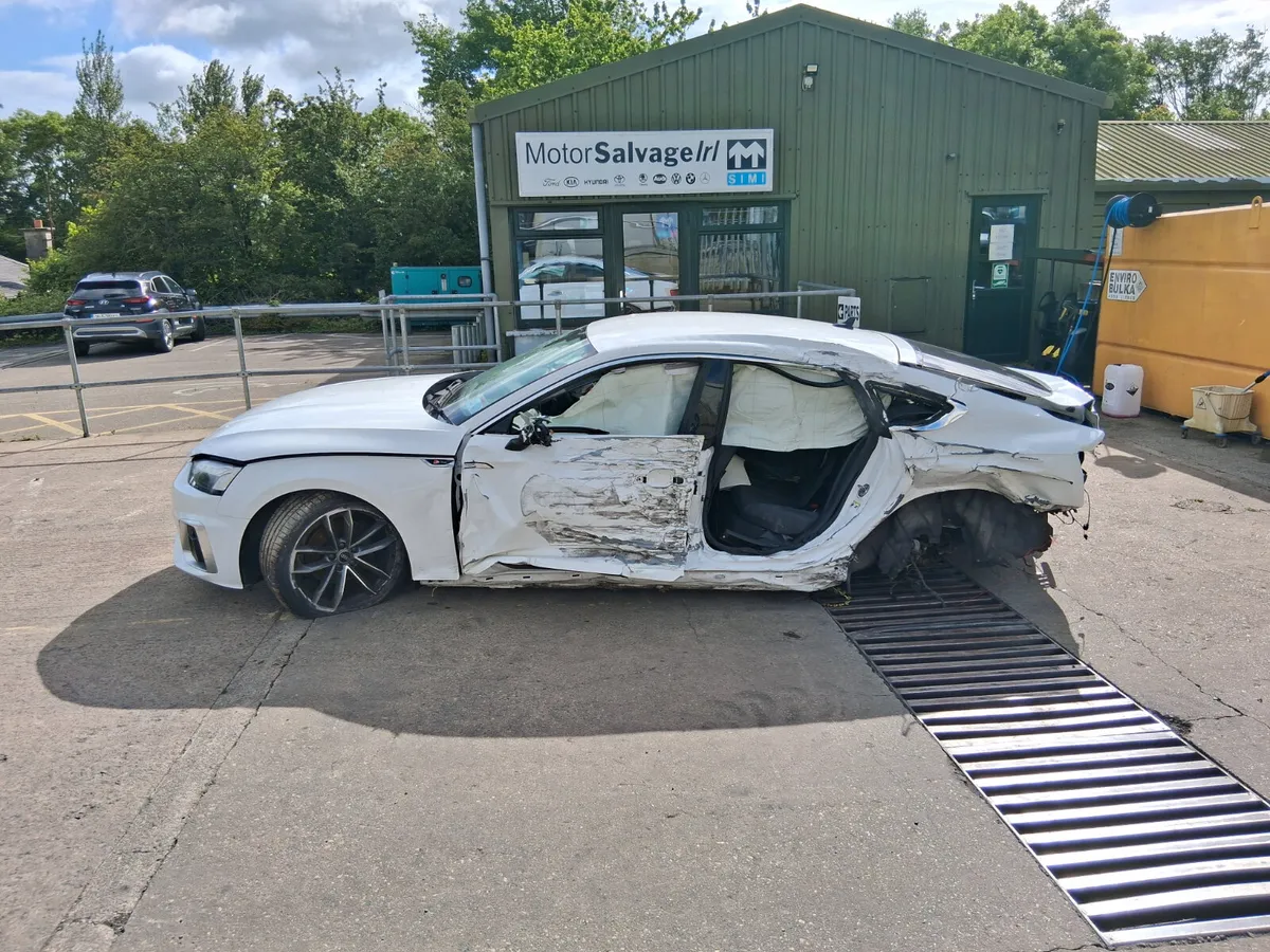 21 AUDI A5  2.0 TDI S LINE (for parts only) - Image 2