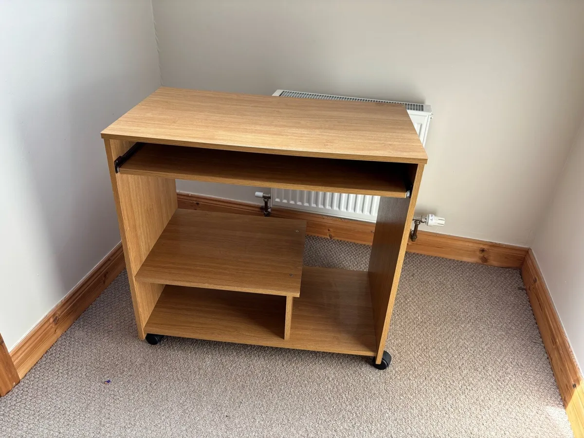 Desk - Image 2